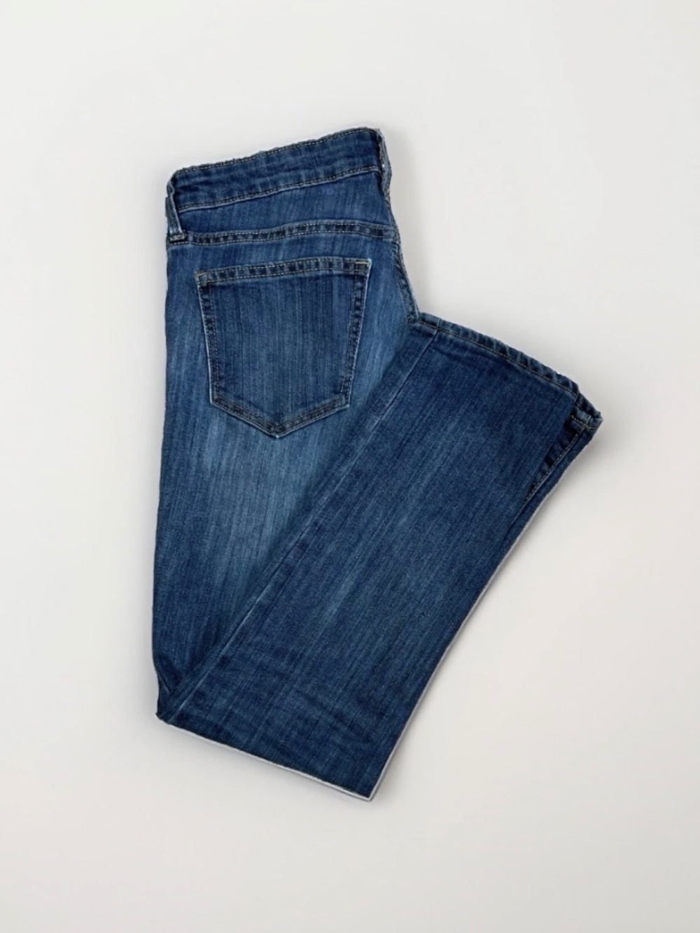 GAP "Coupe Girlfriend" Jeans Medium Wash Denim - Size 4 / 27